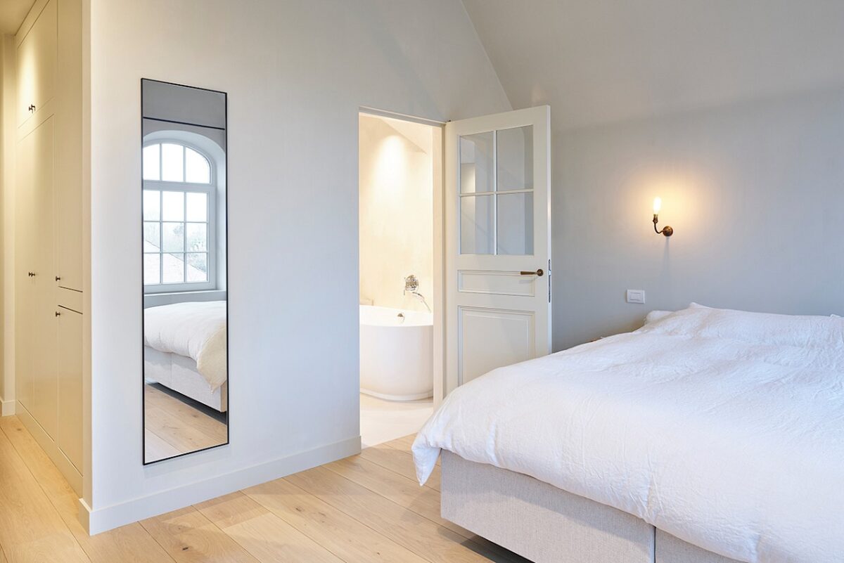 MIROIR LUCKA BLACK HALL