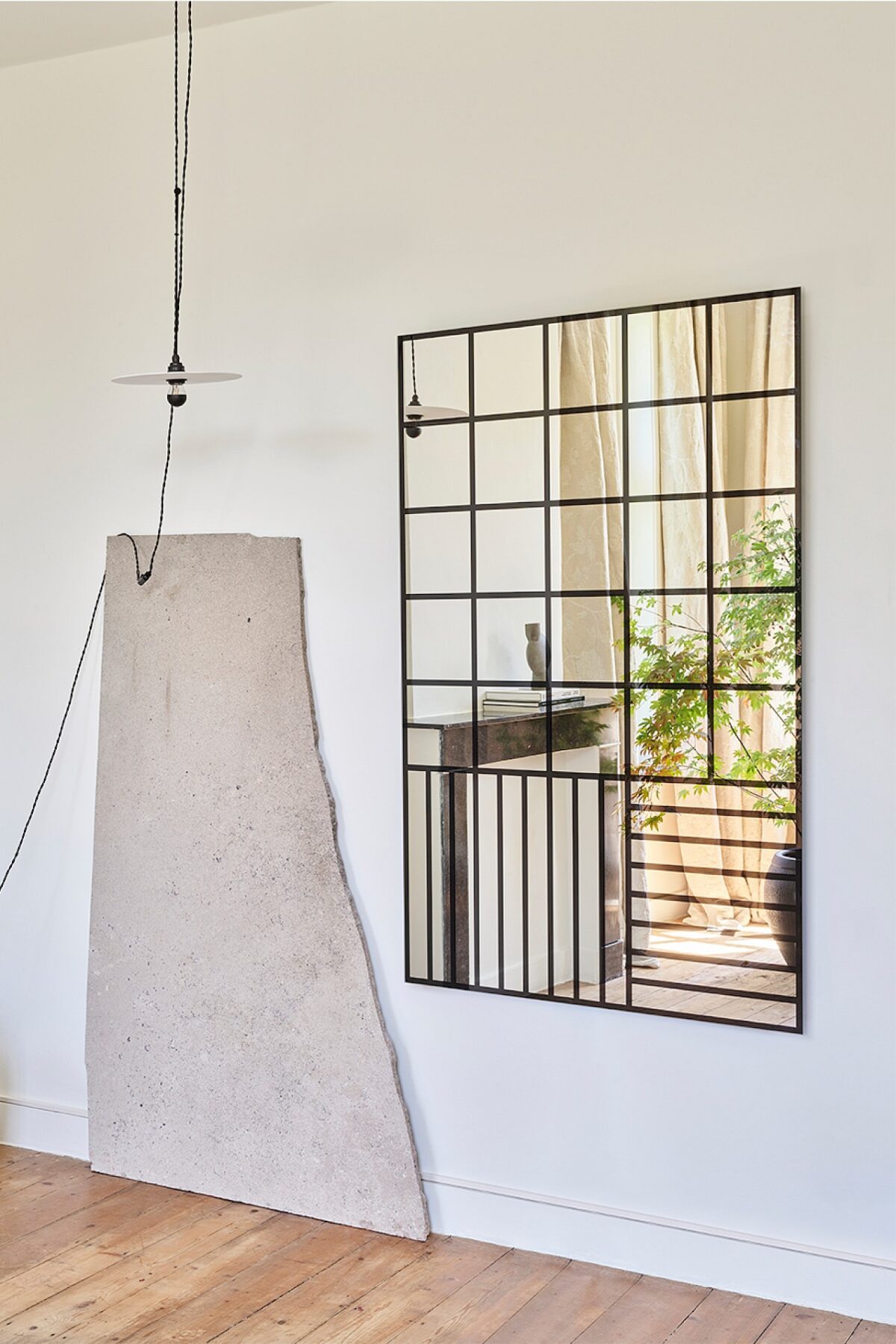 miroir-grid-black